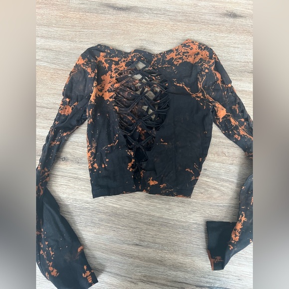 Elegant Black and Orange Women's Blouse - Picture 3 of 5